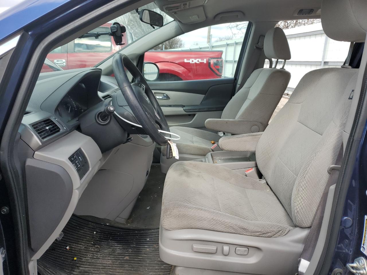 5FNRL5H36GB032733 HONDA ODYSSEY 2016