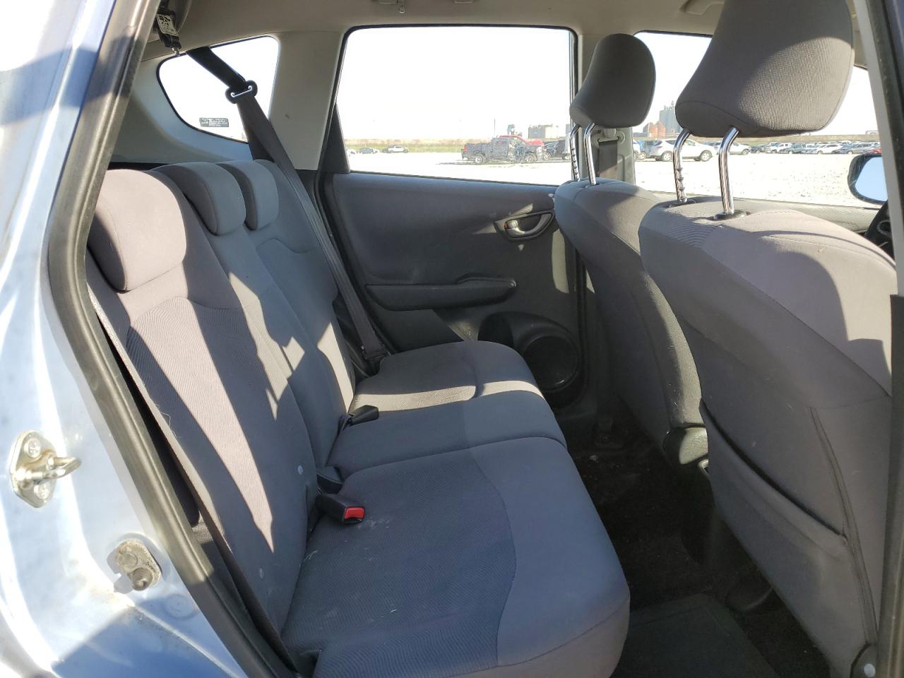 2009 Honda Fit - Image 10