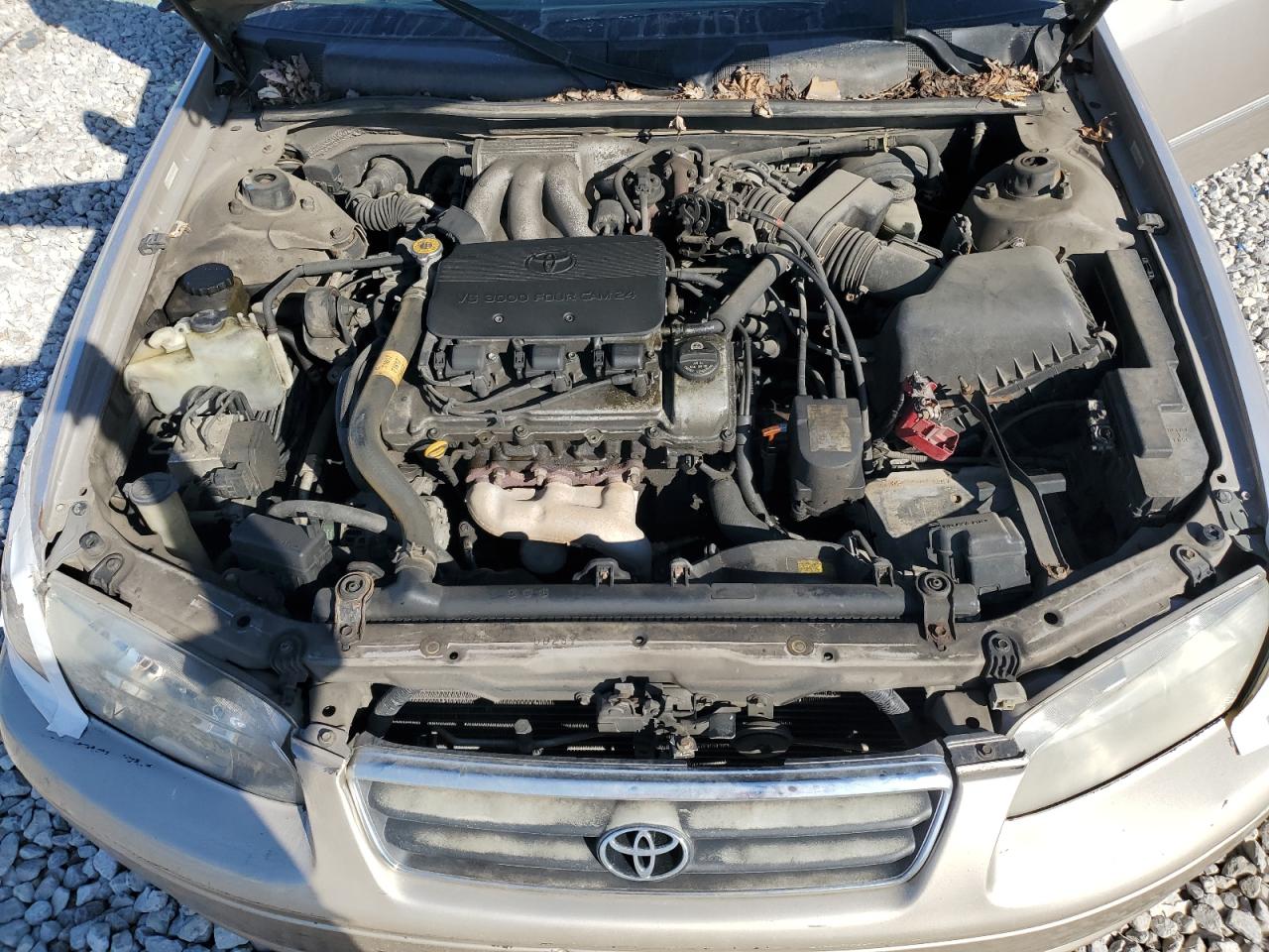 2000 Toyota Camry - Image 12