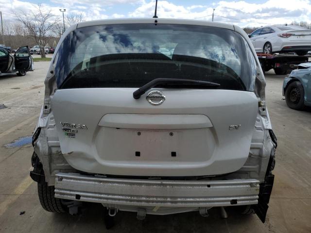  NISSAN VERSA 2019 Srebrny