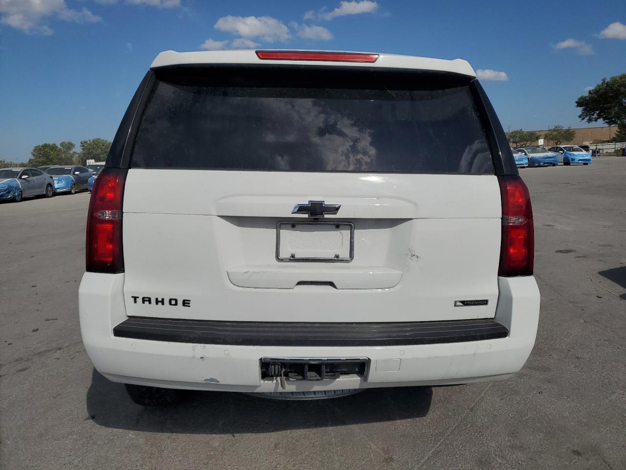 2018 Chevrolet Tahoe C1500 Premier VIN: 1GNSCCKC0JR335286 Lot: 50105345