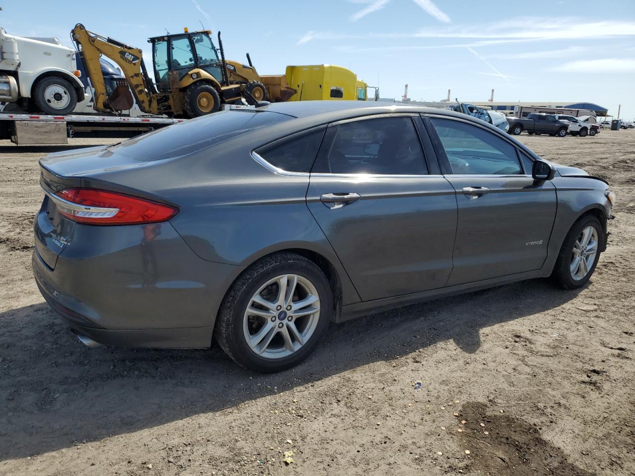 3FA6P0LU2JR274425 FORD FUSION 2018