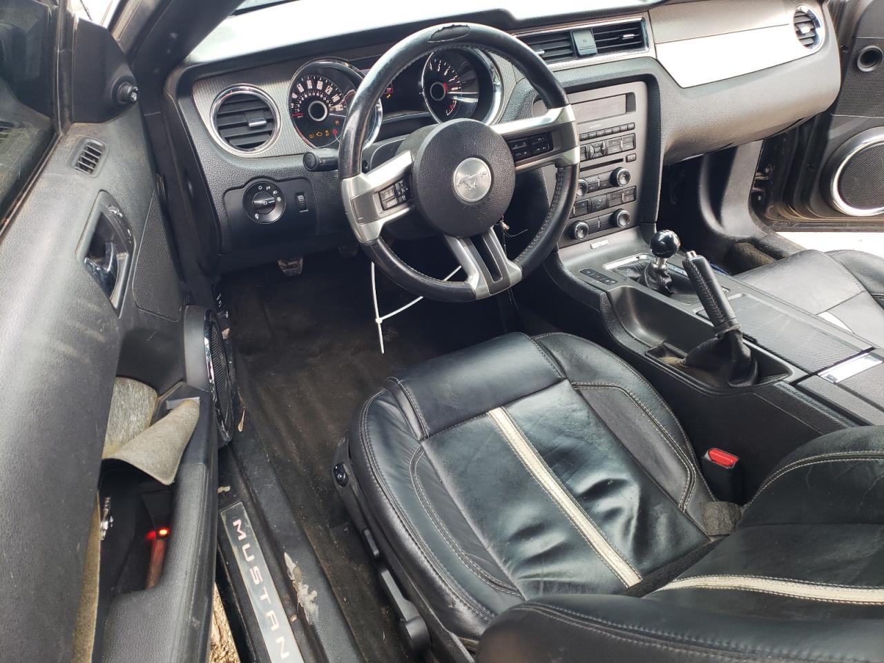 2014 Ford Mustang - Image 8