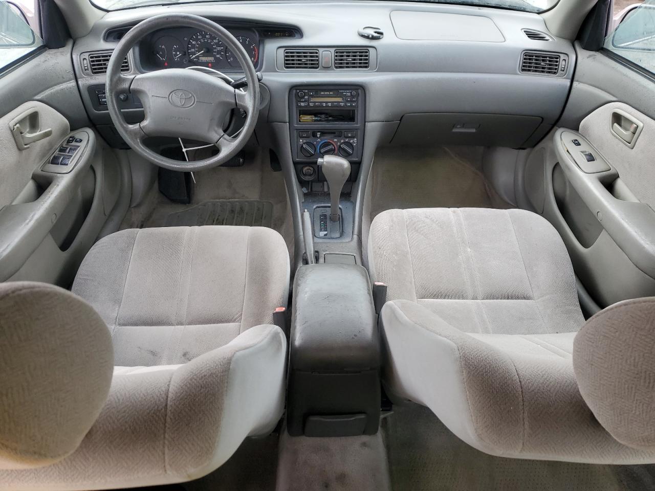 1999 Toyota Camry - Image 8