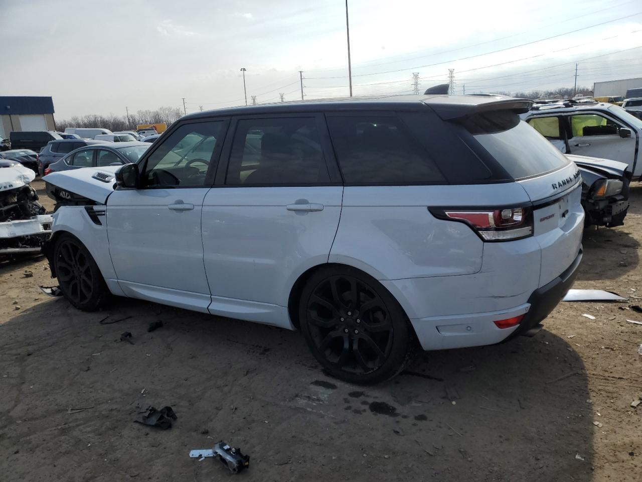 2017 Land Rover Range Rover - Image 2