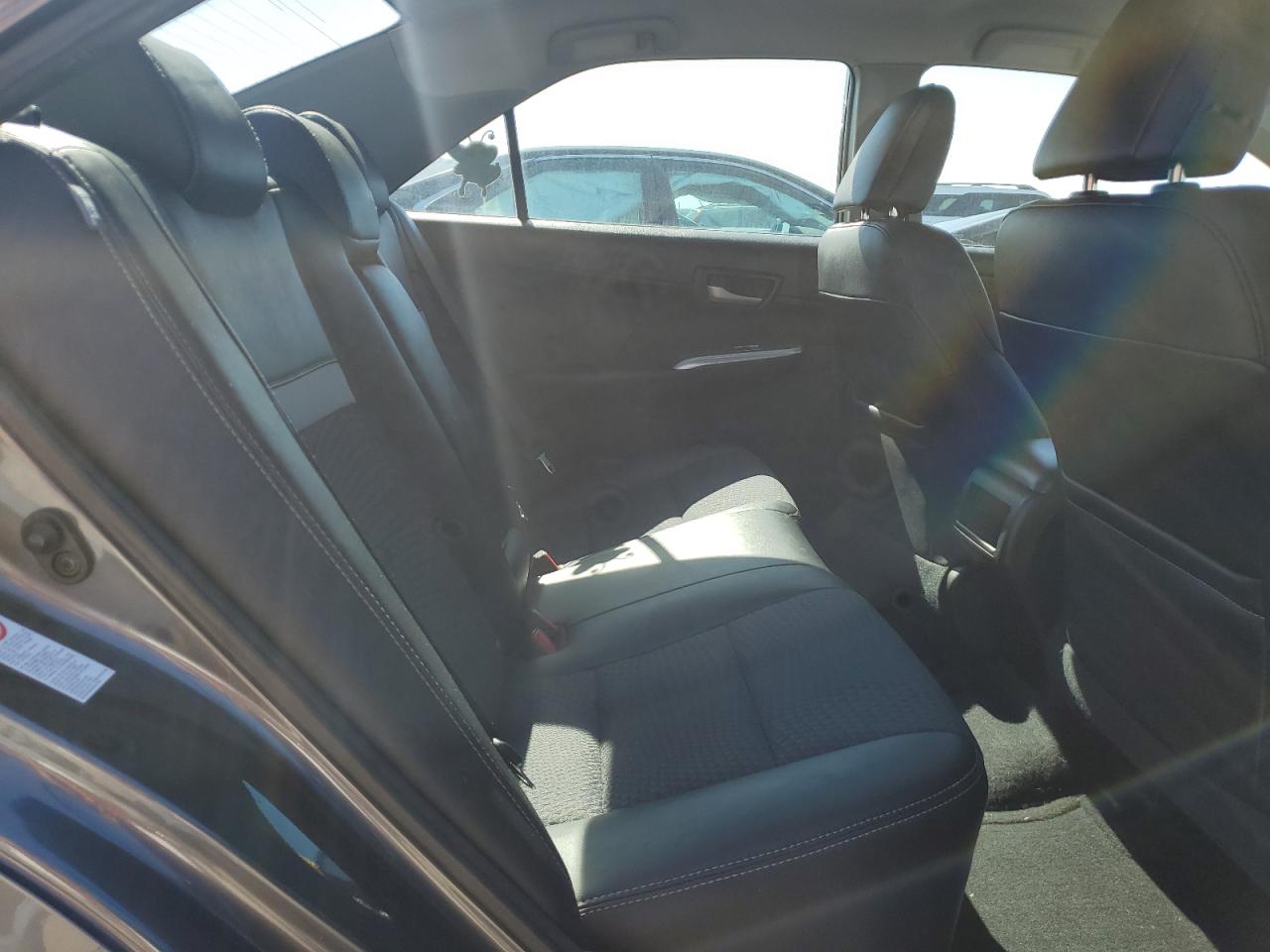 2014 Toyota Camry - Image 10