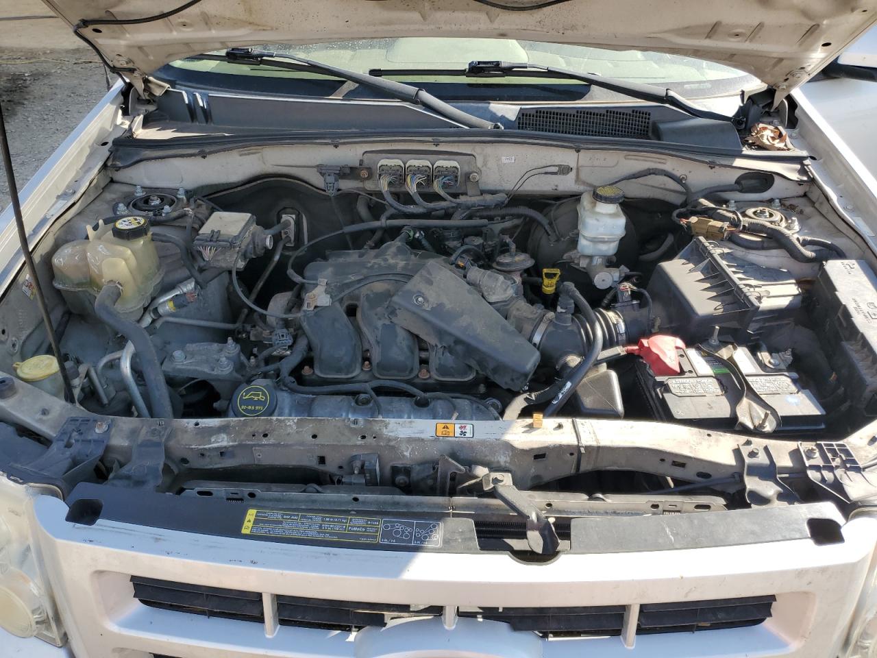 2008 Ford Escape - Image 12