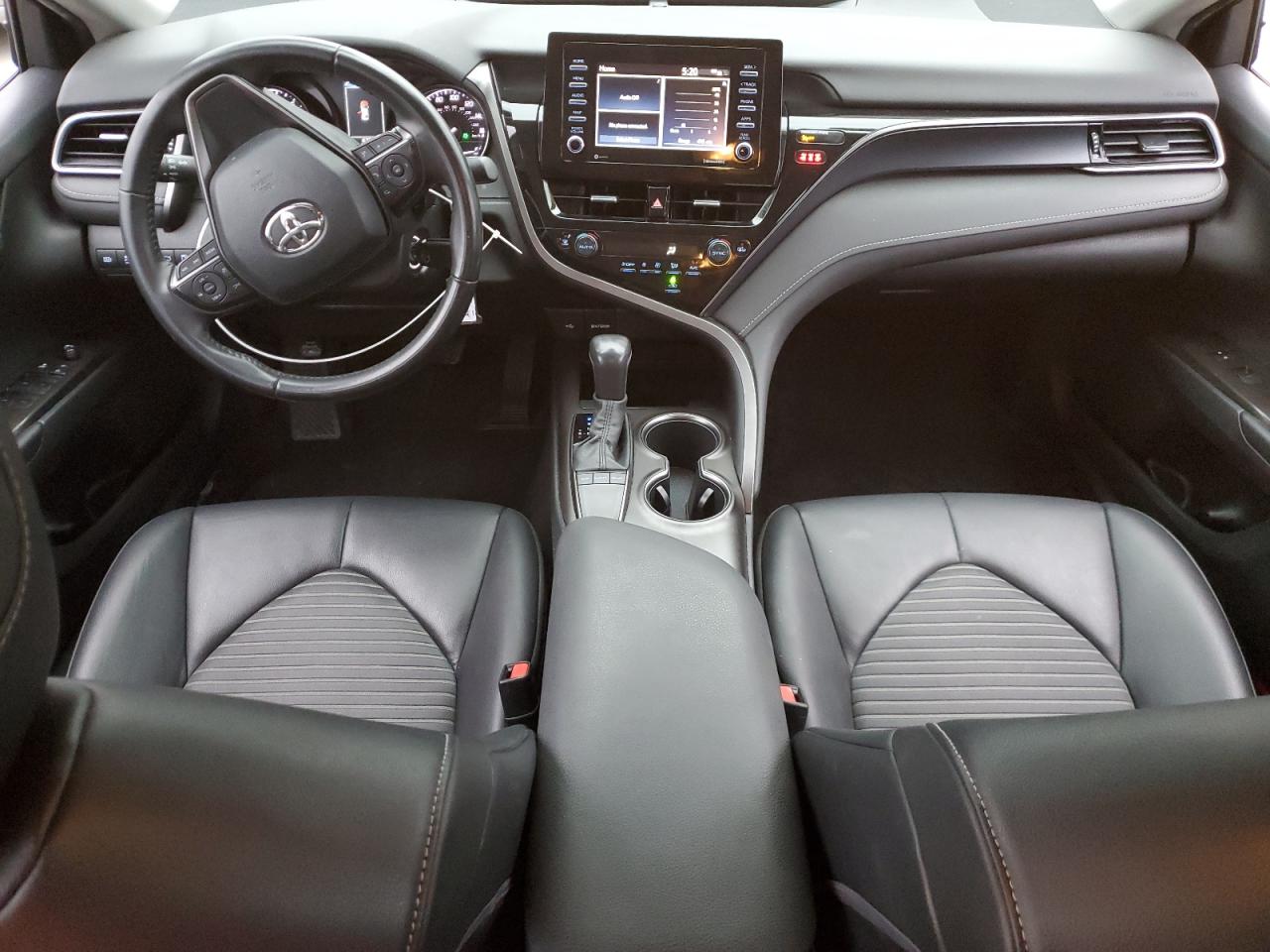 2022 Toyota Camry - Image 8