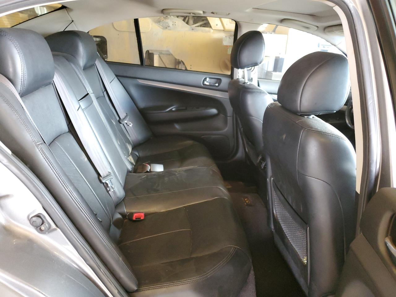 2012 Infiniti G - Image 10