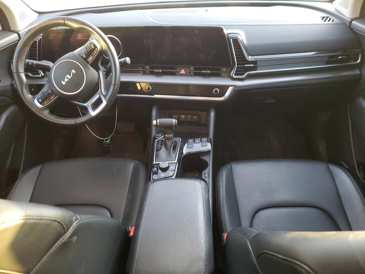 2023 Kia Sportage - Image 8