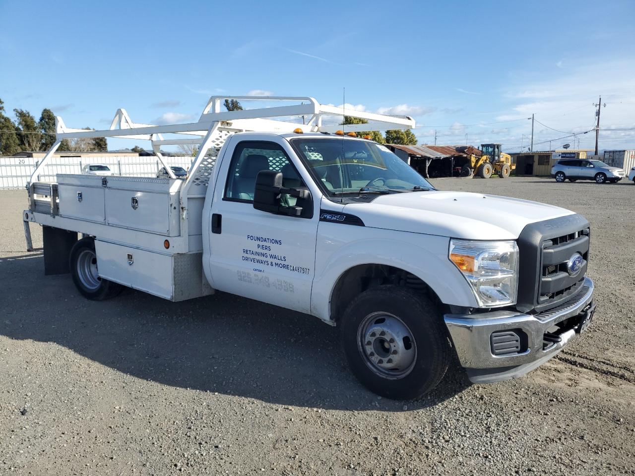 2015 Ford F350 - Image 4