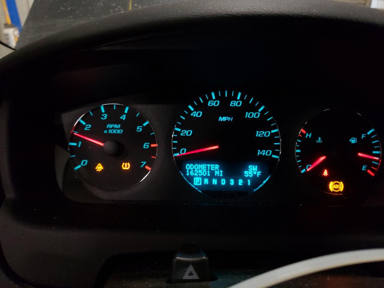 2010 Chevrolet Impala - Image 9