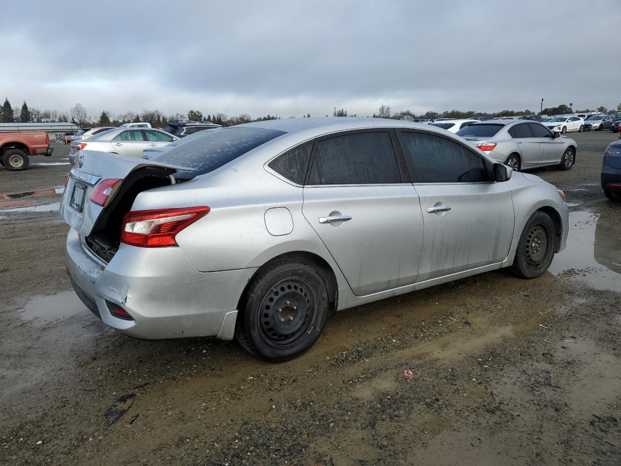 3N1AB7AP6HY340261 NISSAN SENTRA 2017