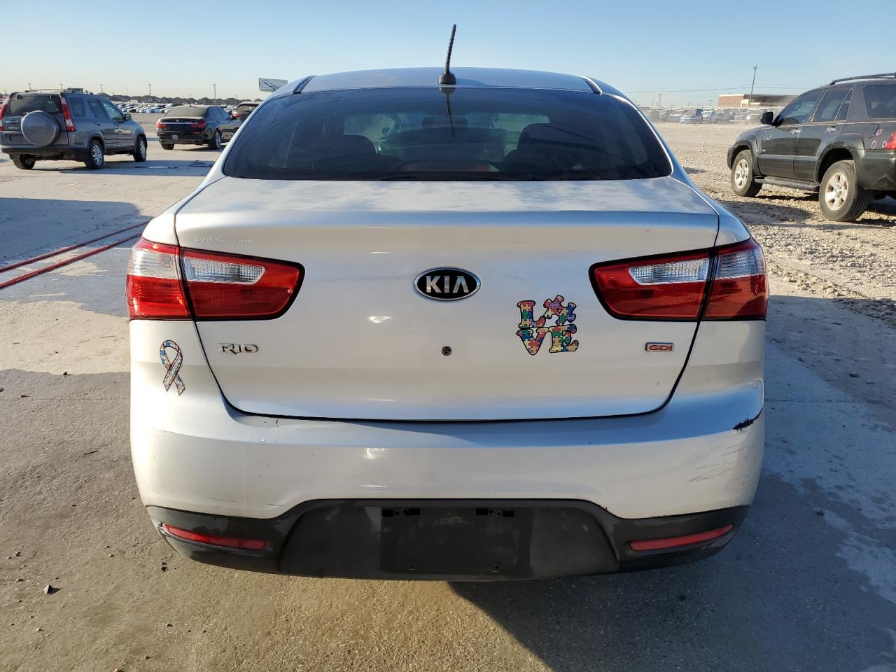2014 Kia Rio - Image 6