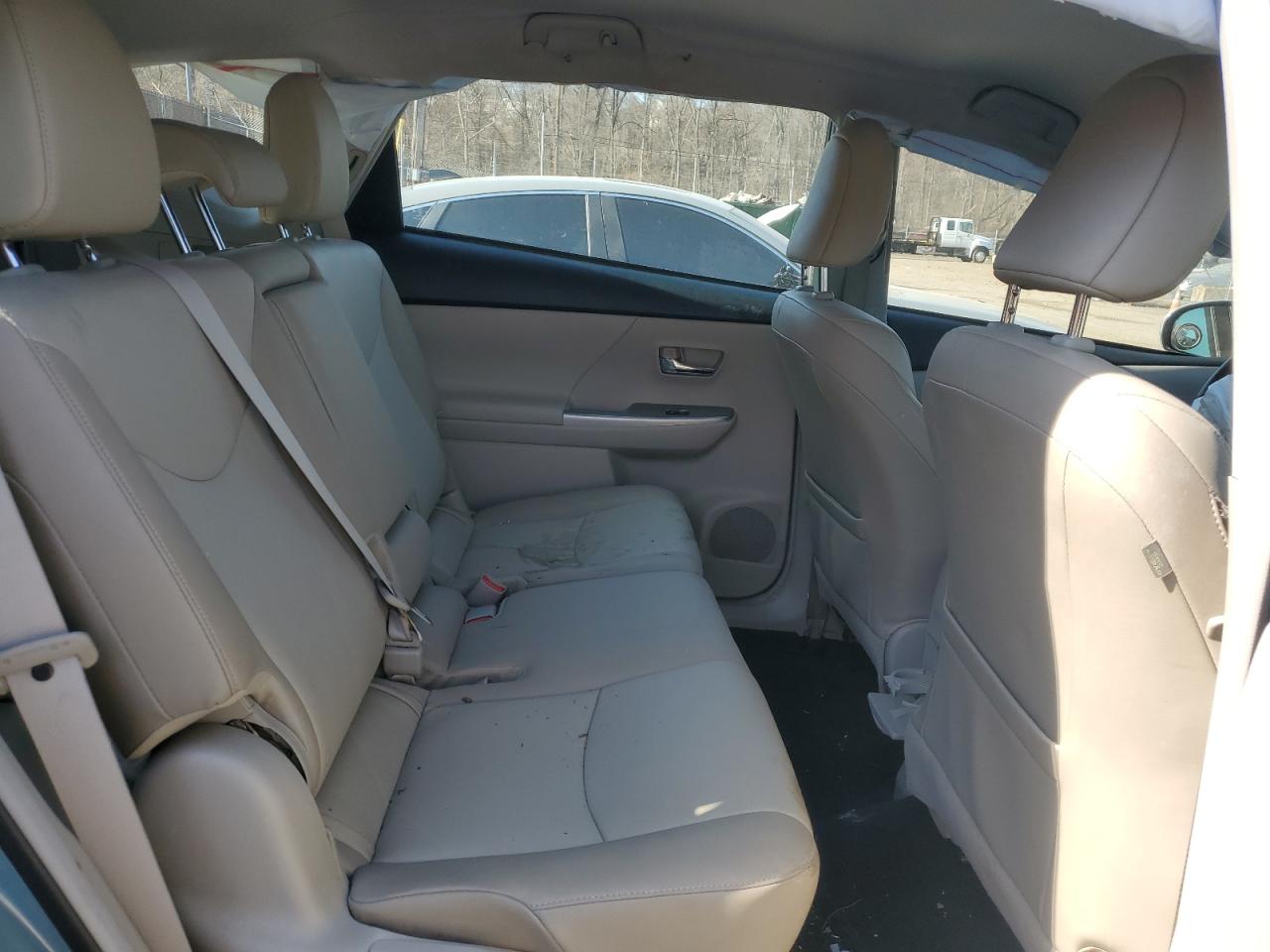 JTDZN3EU0HJ074370 TOYOTA PRIUS 2017