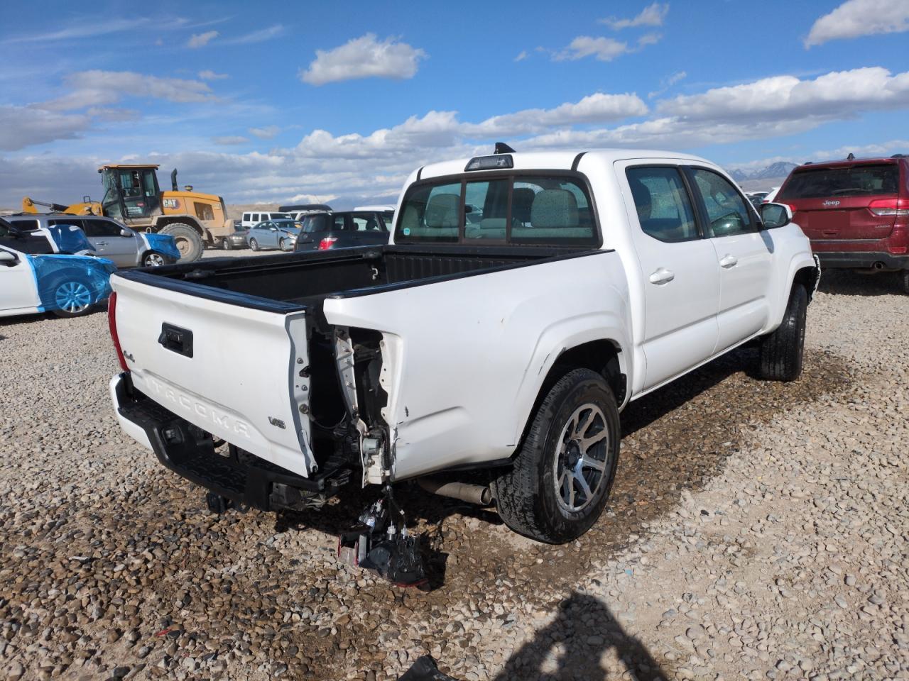 5TFCZ5AN7HX083911 TOYOTA TACOMA 2017