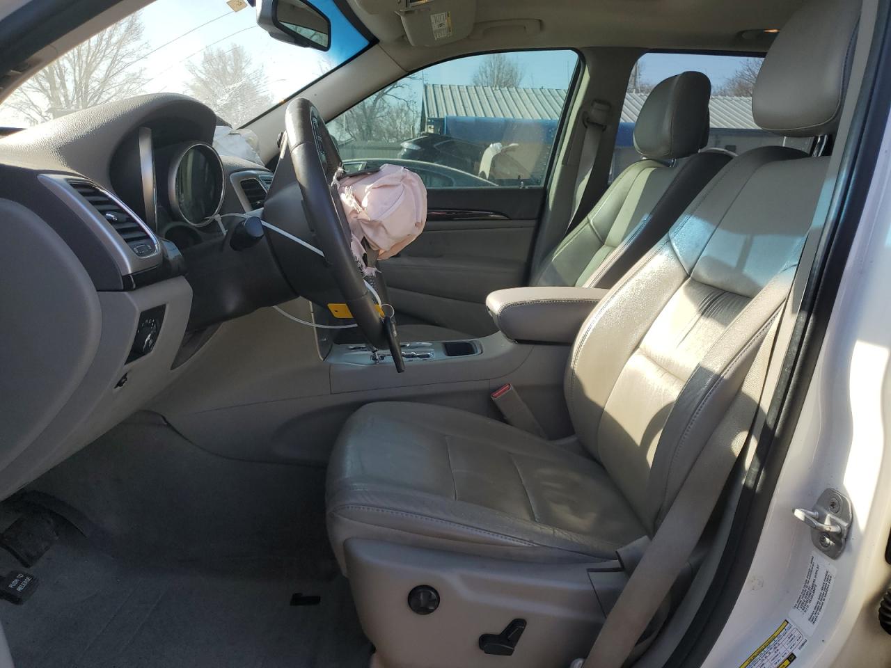 2012 Jeep Grand Cherokee - Image 7