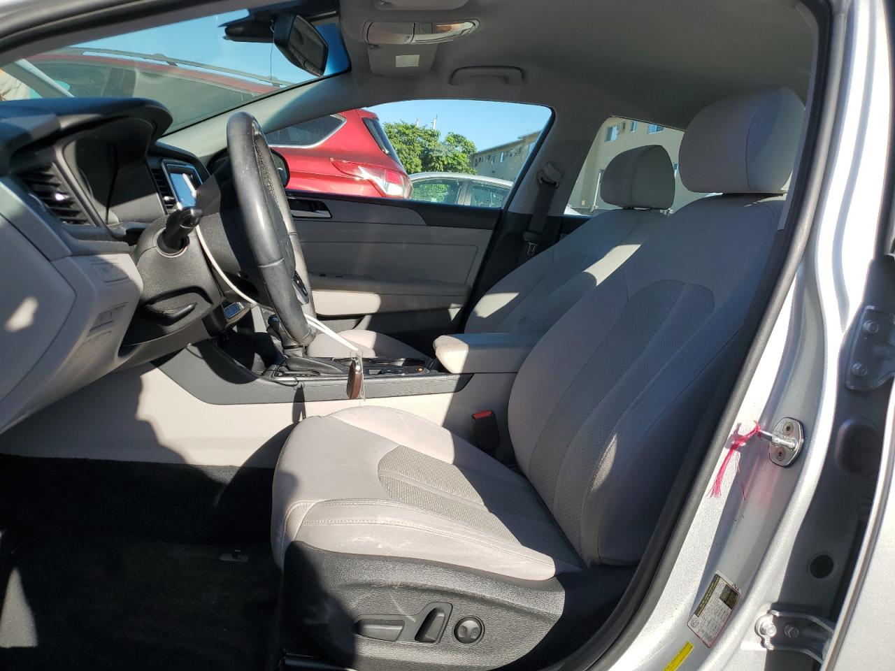 2018 Hyundai Sonata - Image 7