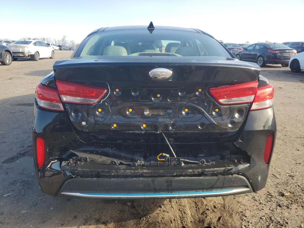 2017 Kia Optima - Image 6