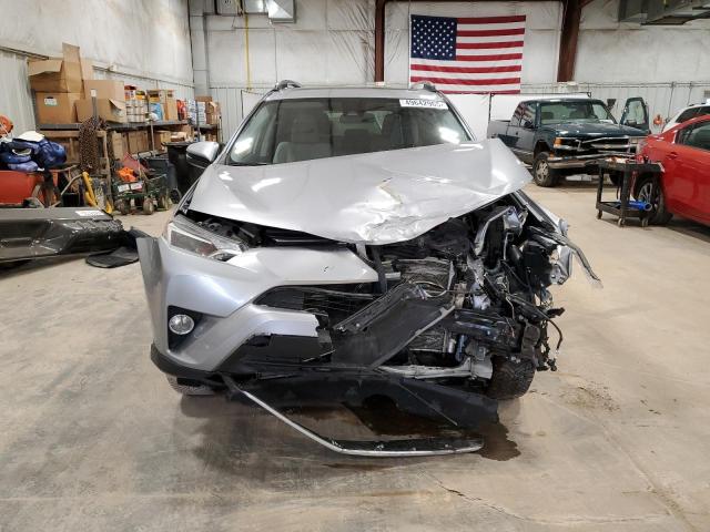  TOYOTA RAV4 2018 Srebrny
