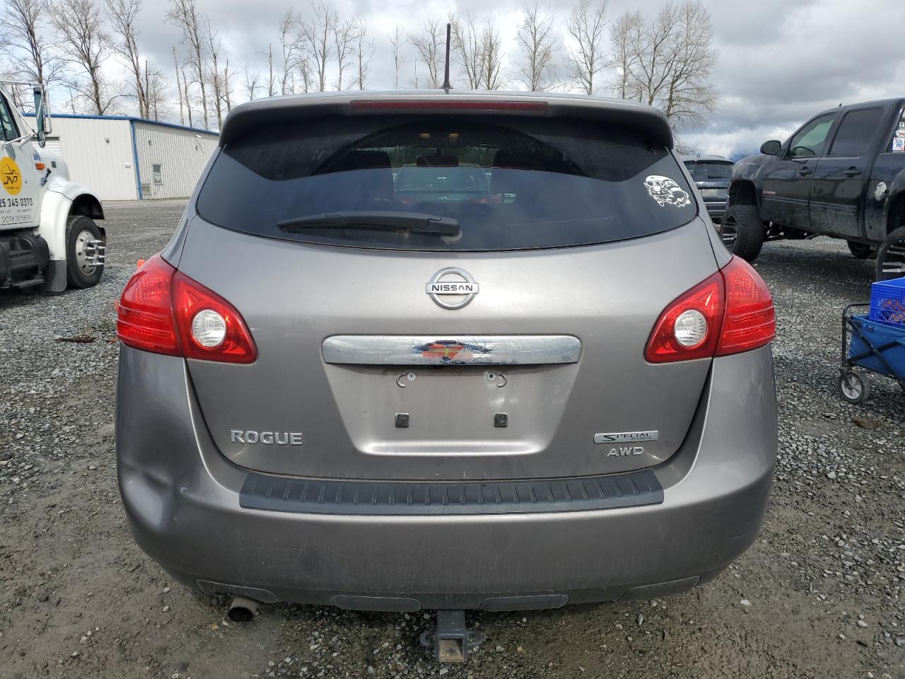 2013 Nissan Rogue - Image 6