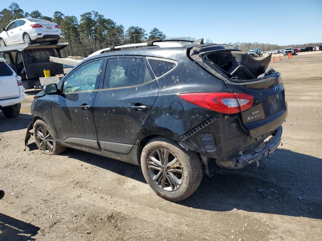 2014 Hyundai Tucson - Image 2
