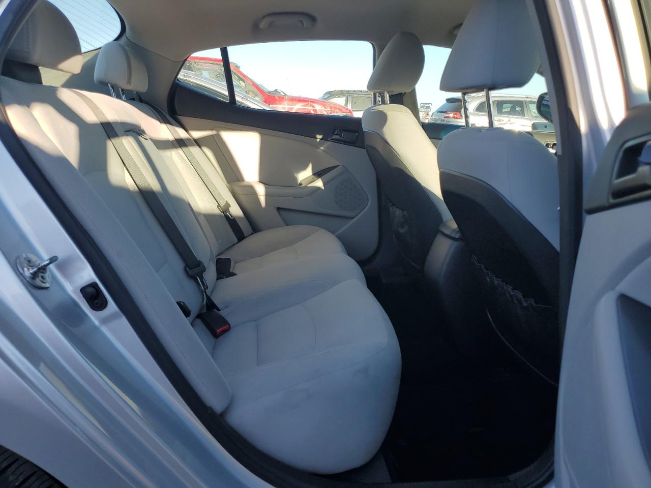 2013 Kia Optima - Image 10