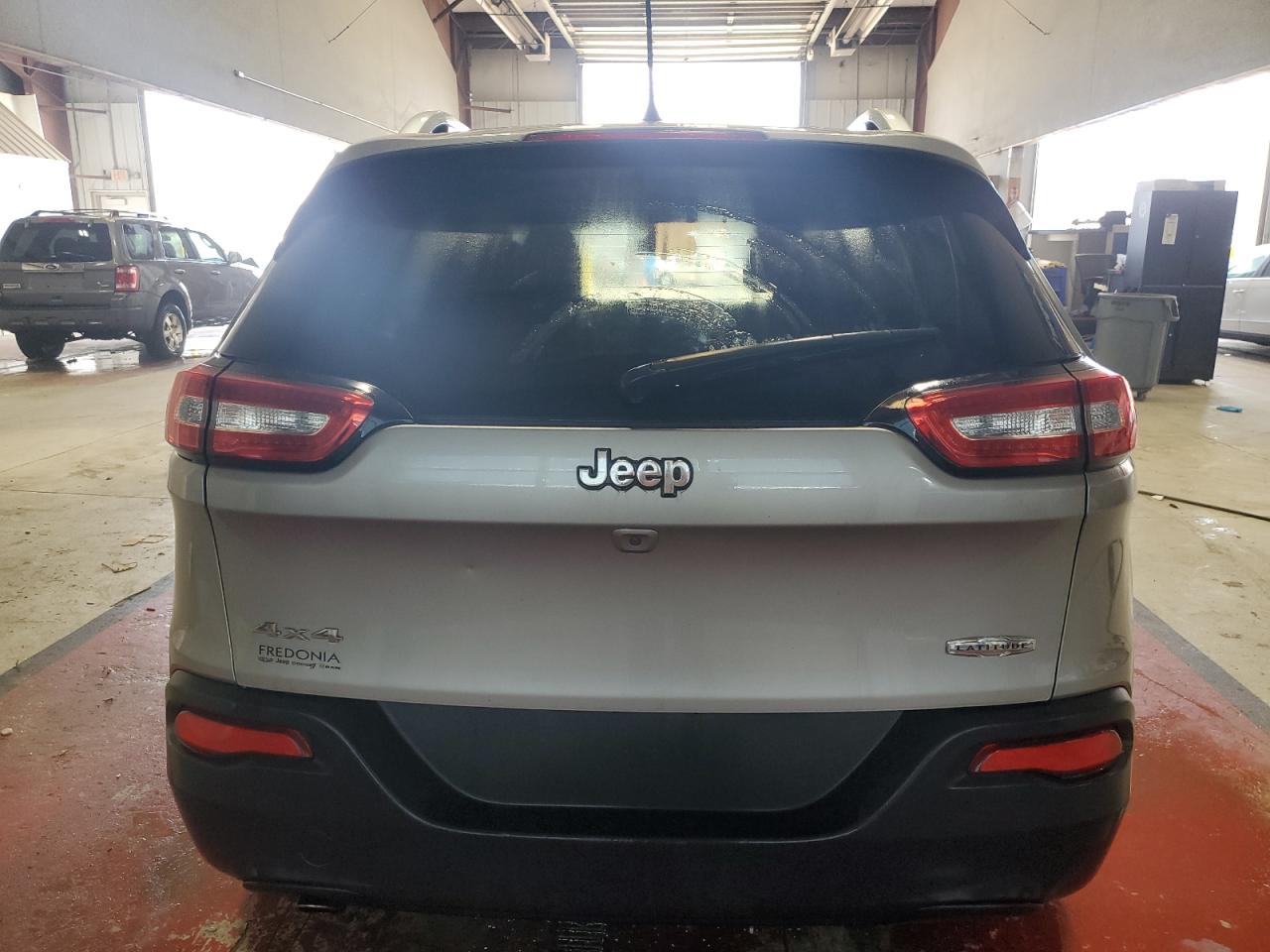 2015 Jeep Grand Cherokee - Image 6