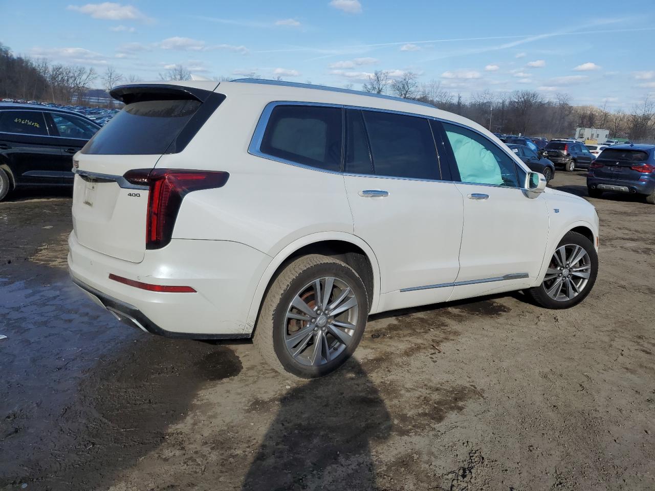 2020 Cadillac XT6 - Image 3