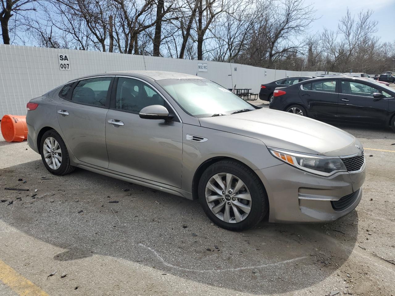 2017 Kia Optima - Image 4