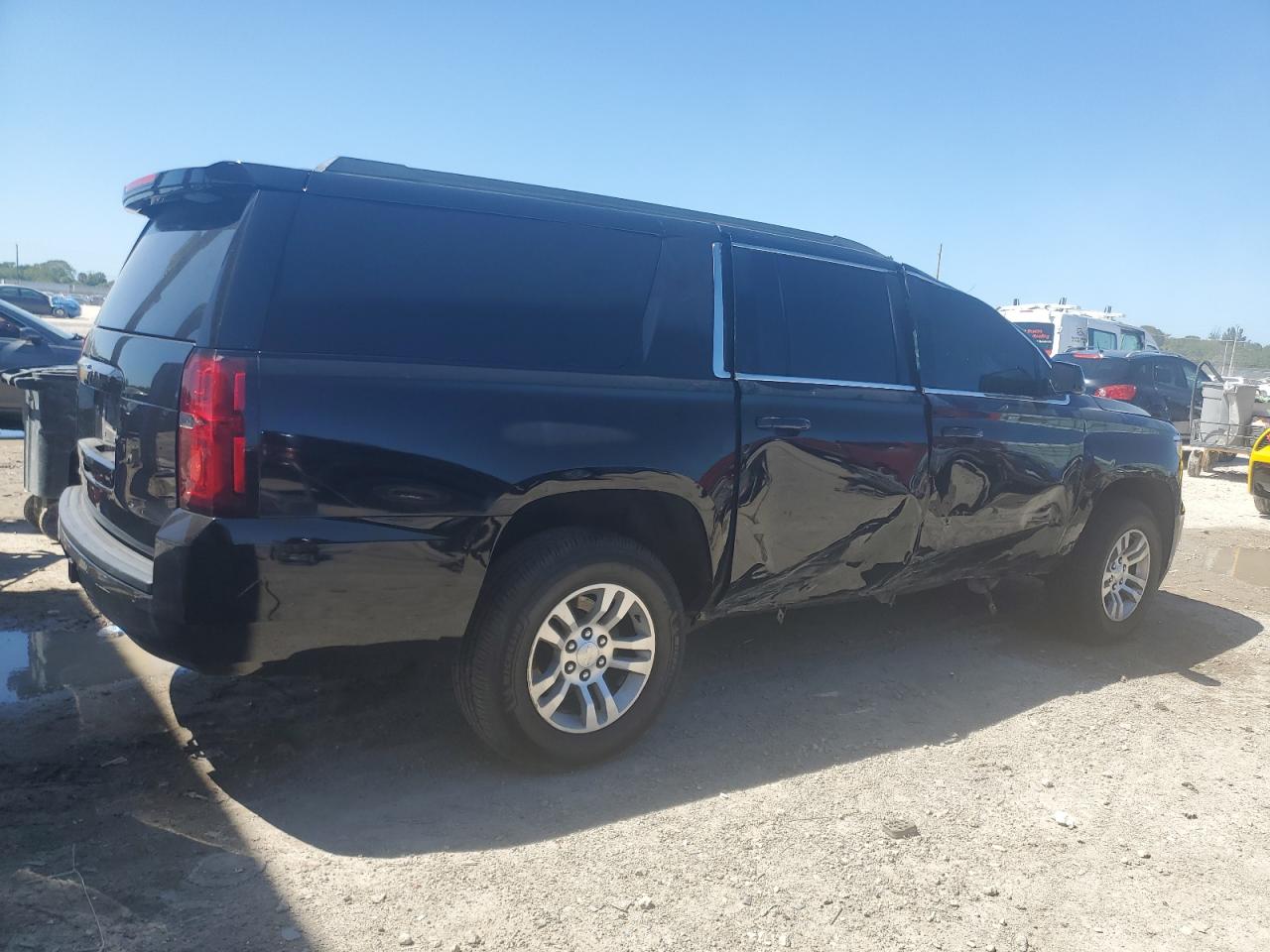 1GNSCHKC8JR205415 CHEVROLET SUBURBAN 2018