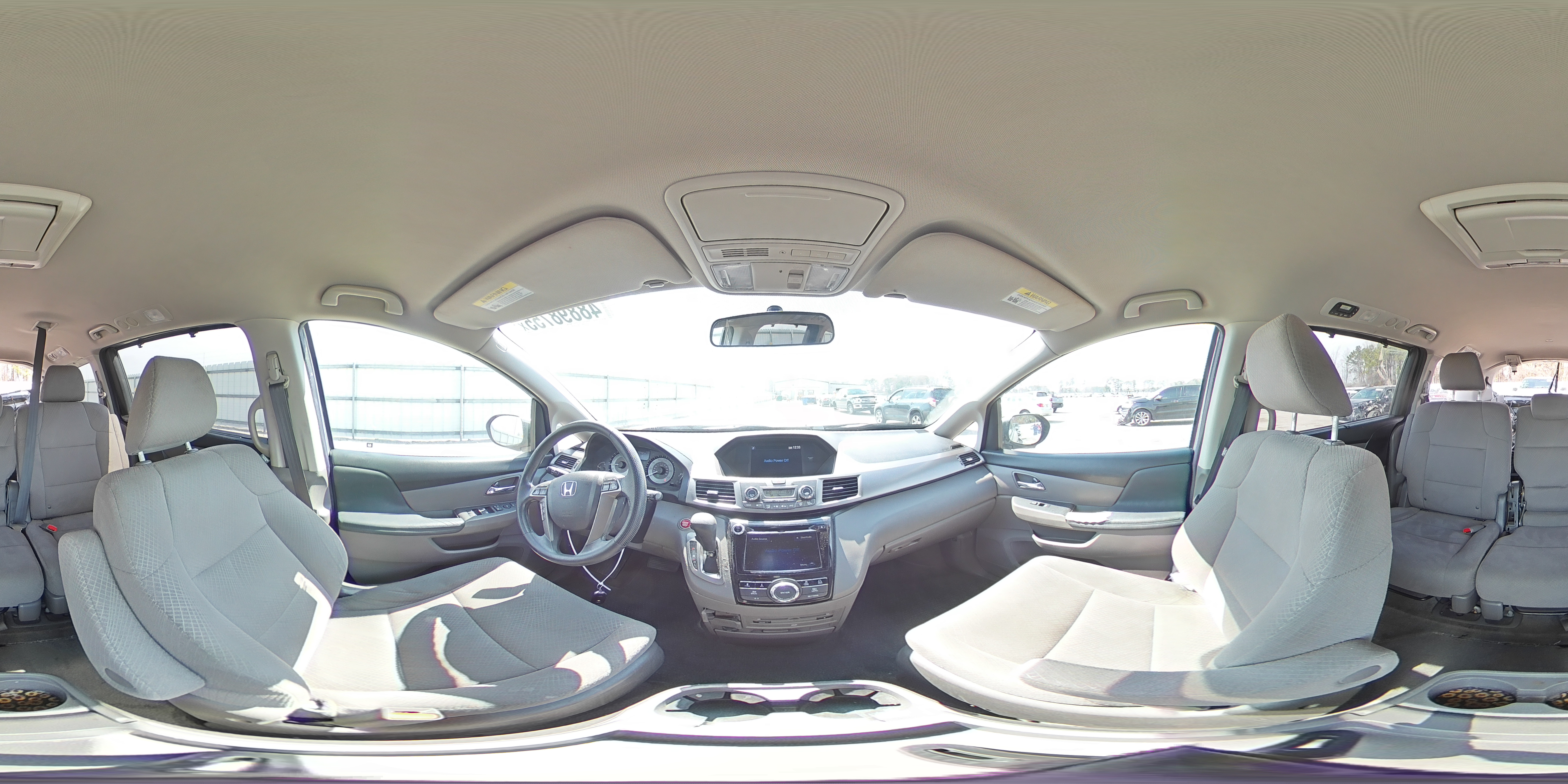2016 Honda Odyssey - Image 14