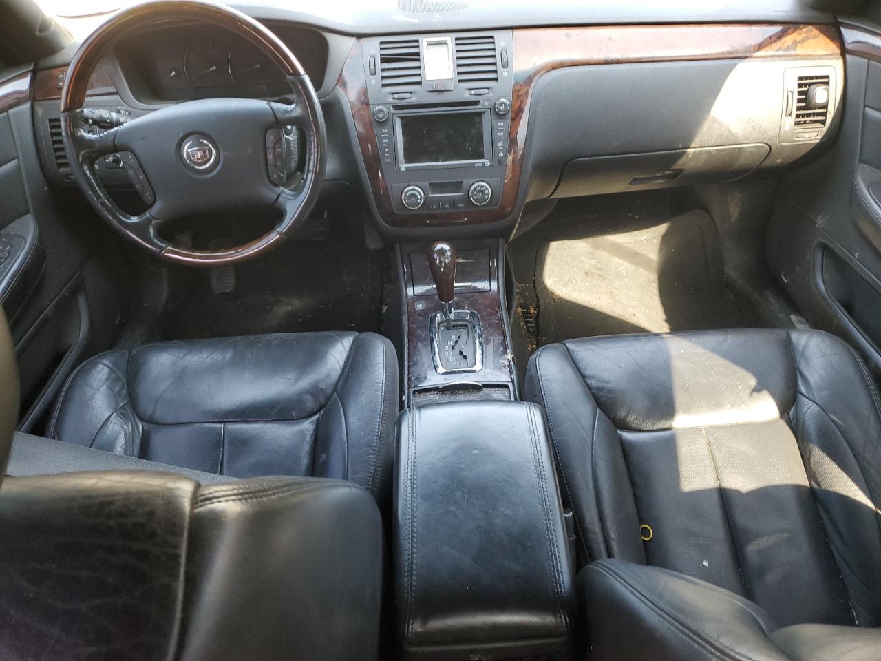2006 Cadillac DTS - Image 8