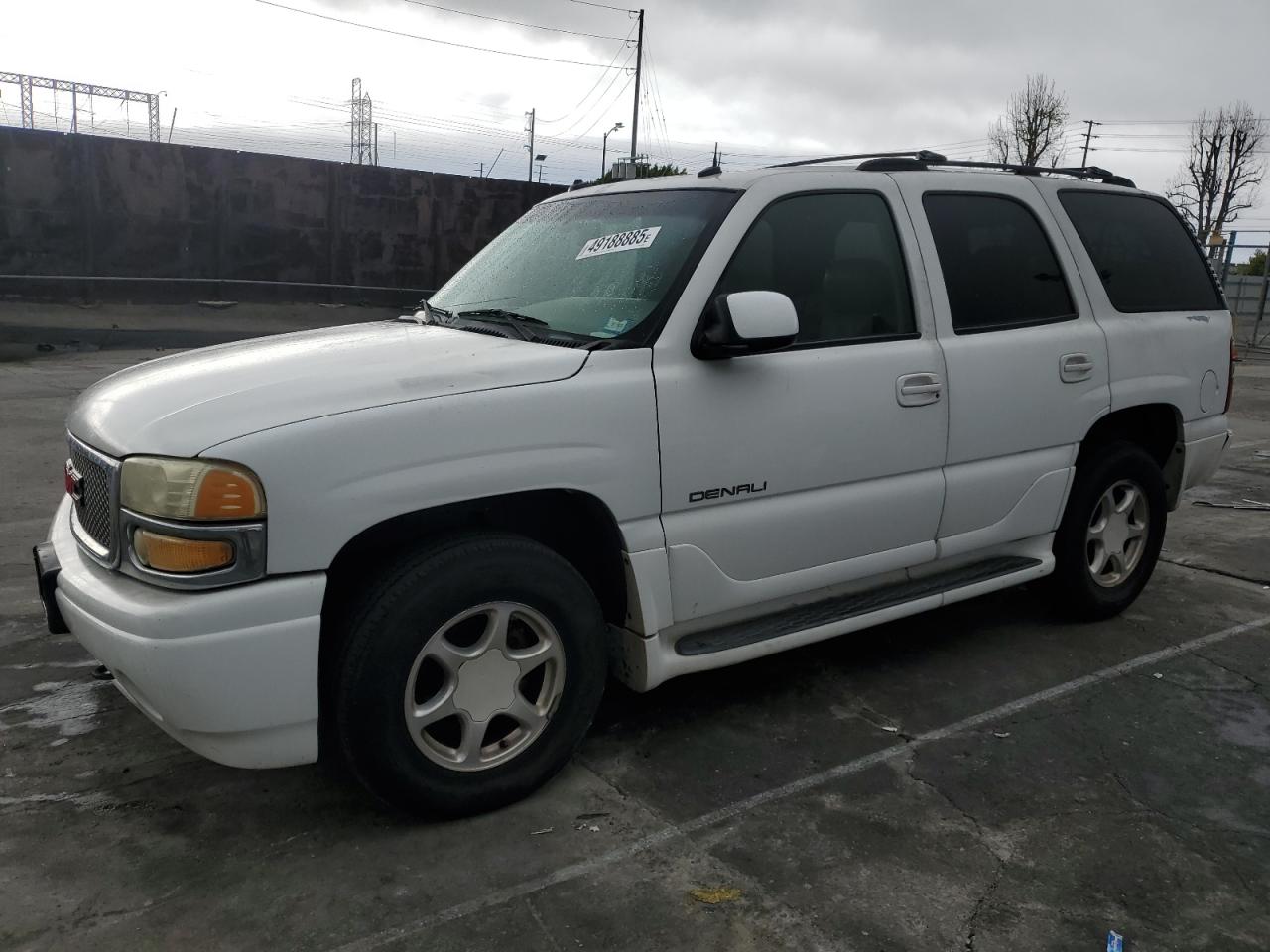 2003 GMC Yukon - Image 1