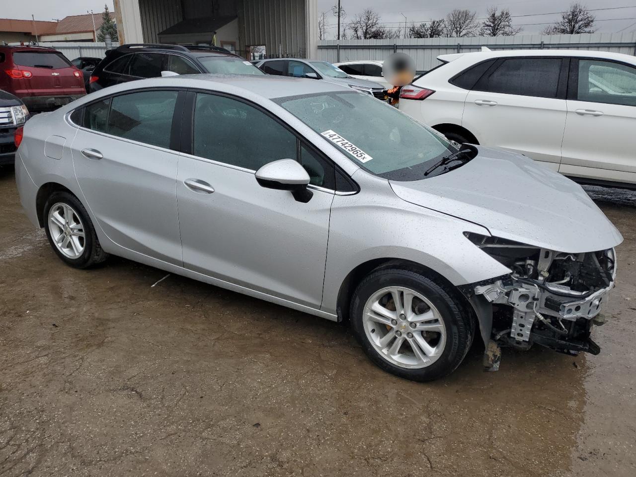 2016 Chevrolet Cruze - Image 4