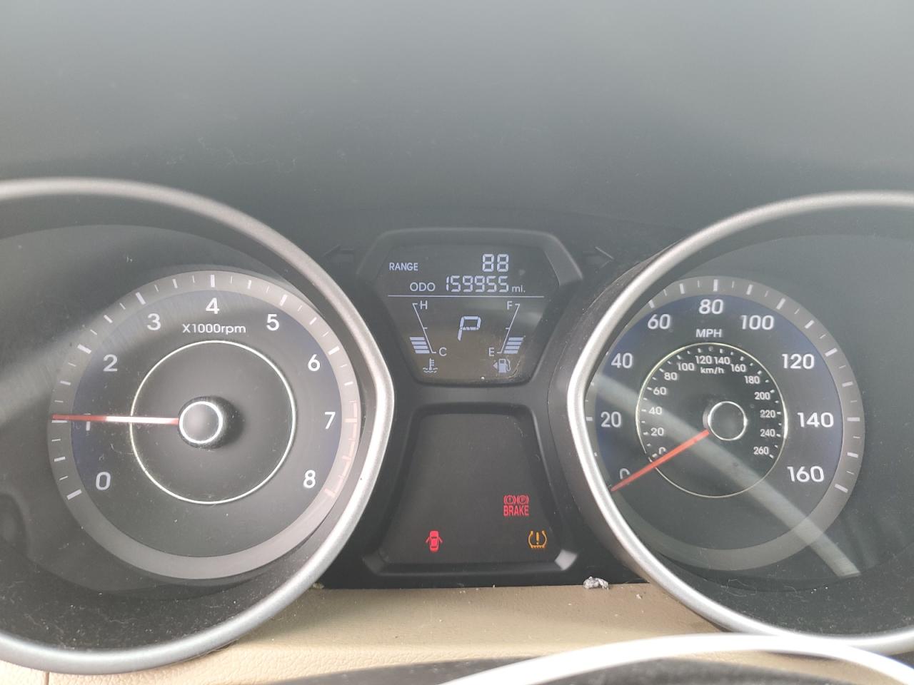 2012 Hyundai Elantra - Image 9