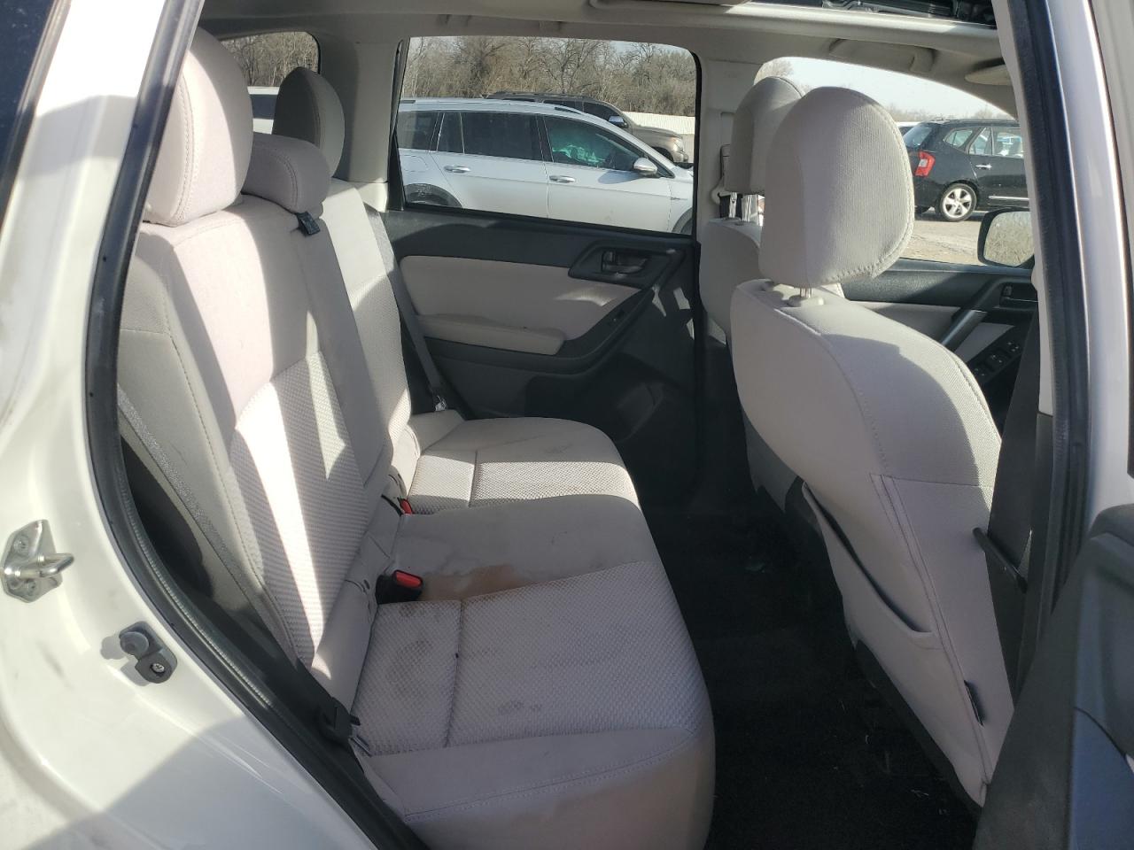 2016 Subaru Forester - Image 12