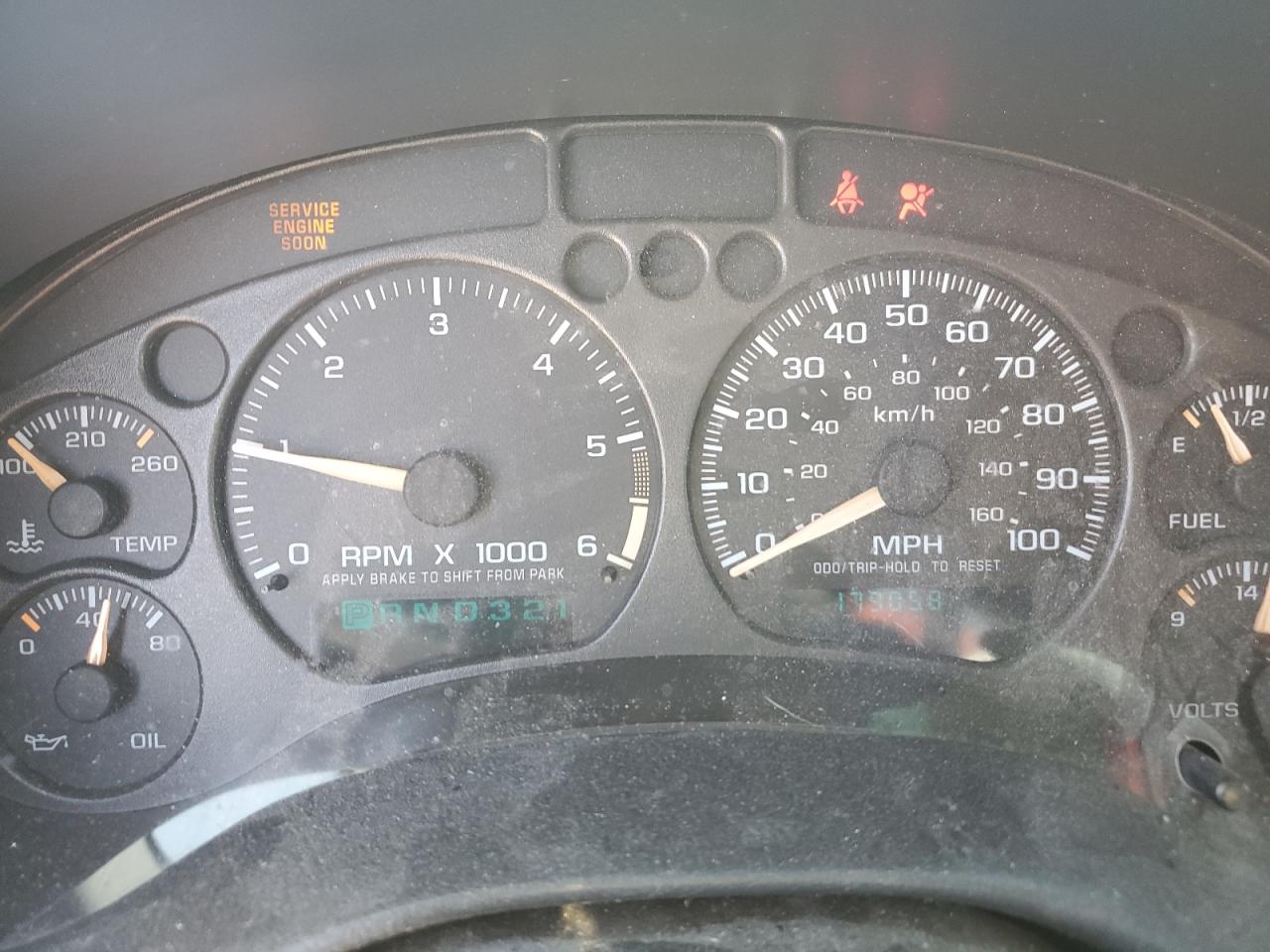 2002 Chevrolet S-10 Pickup - Image 9