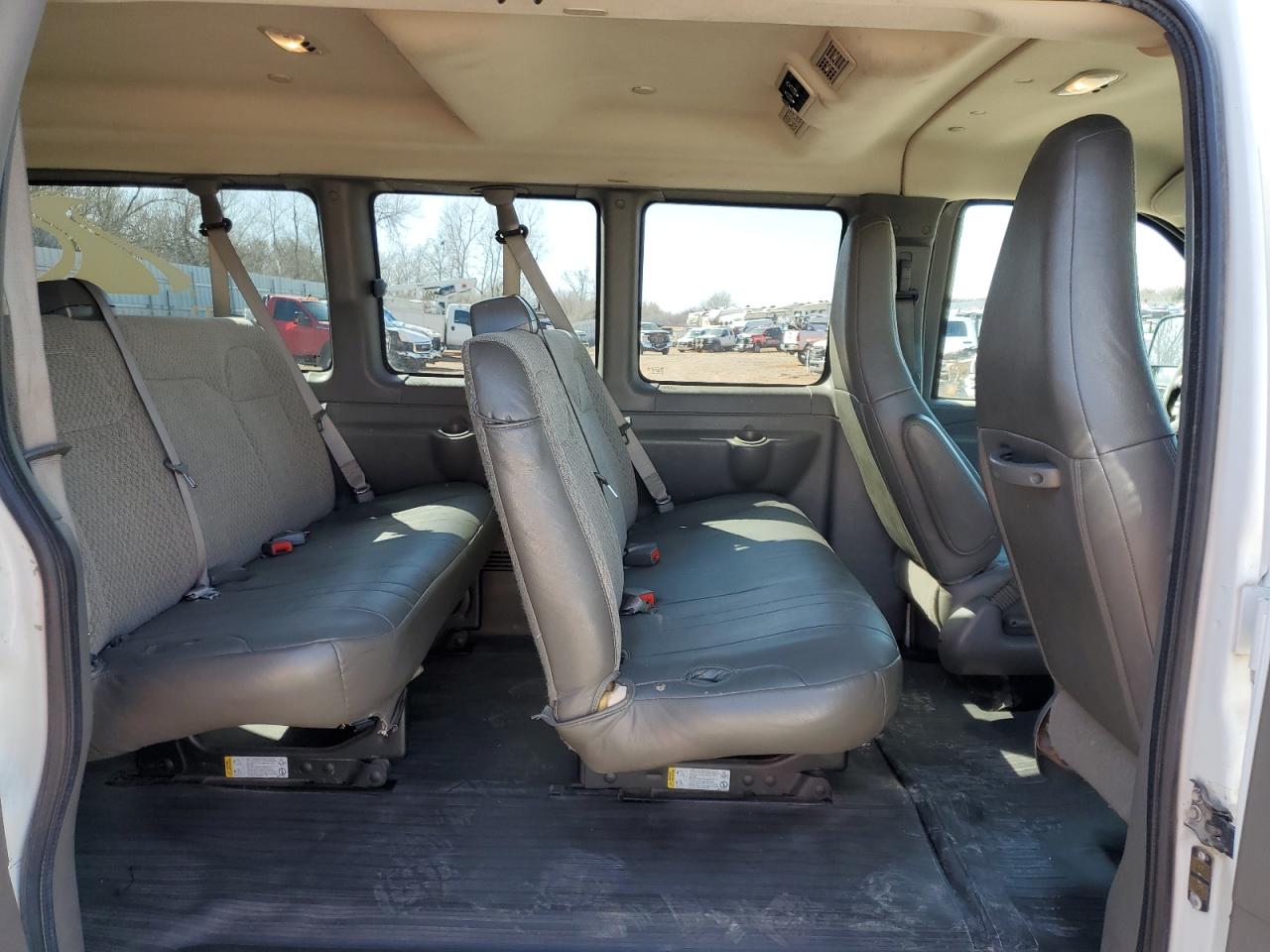2019 Chevrolet Express G3500 Ls VIN: 1GAZGLFP3K1367280 Lot: 48112475