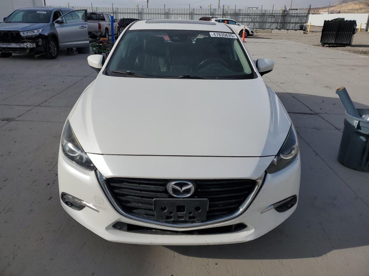 2017 Mazda 3 - Image 5