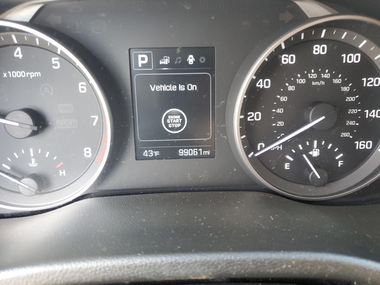 2018 Hyundai Elantra - Image 9