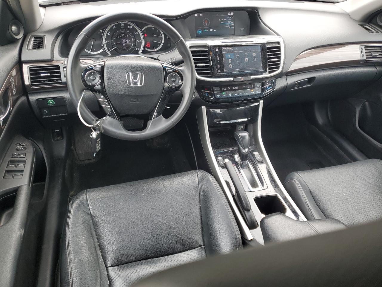 1HGCR3F82GA011895 HONDA ACCORD 2016