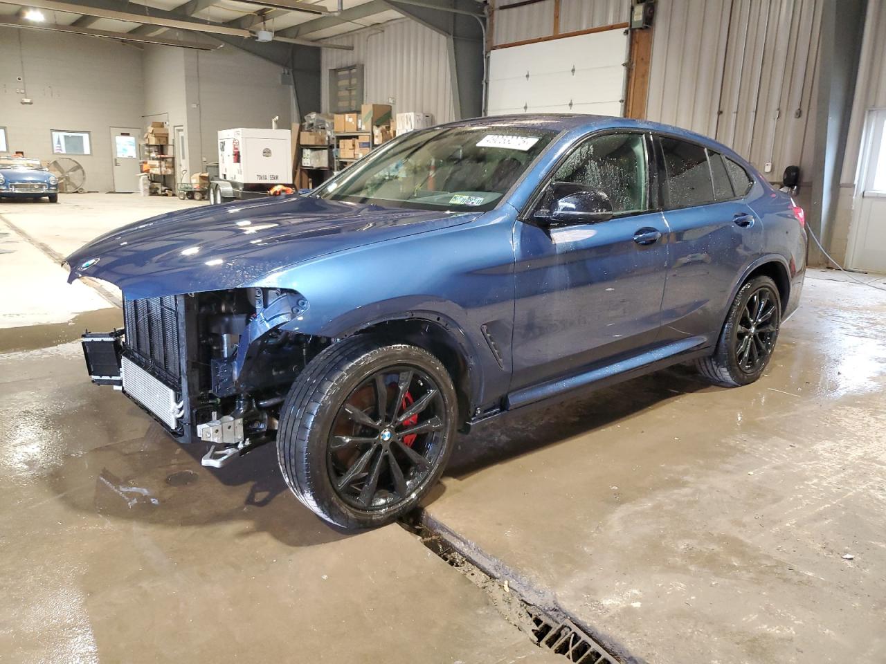 2022 BMW X4 - Image 1