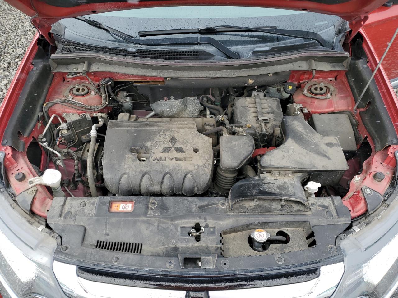 2018 Mitsubishi Outlander - Image 11