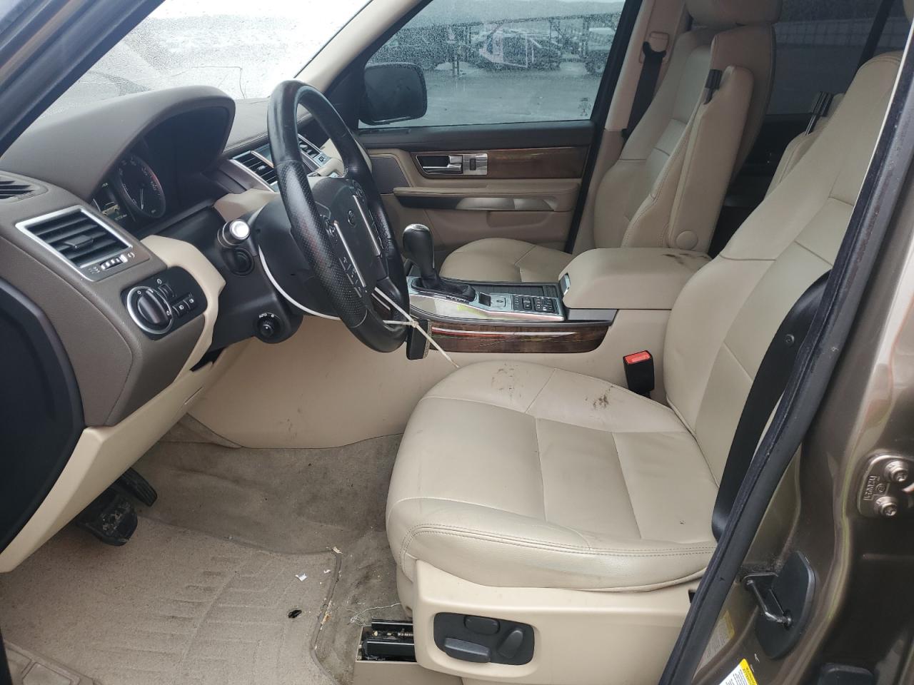 2013 Land Rover Range Rover - Image 7