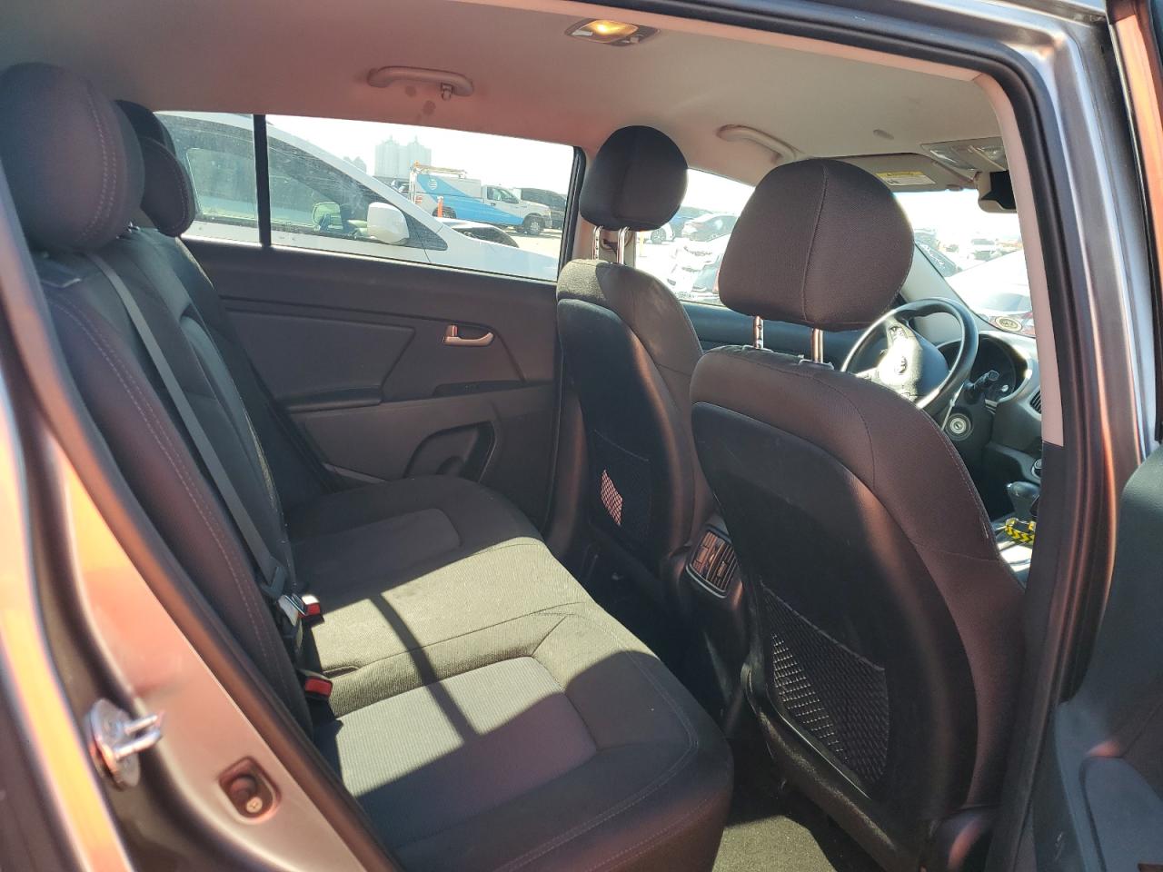 2015 Kia Sportage - Image 10