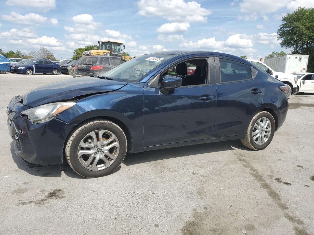 3MYDLBYV2HY175633 TOYOTA YARIS 2017