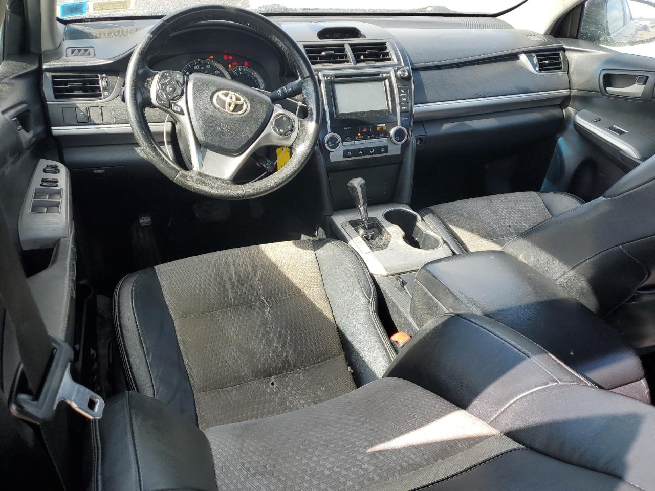 2012 Toyota Camry - Image 8