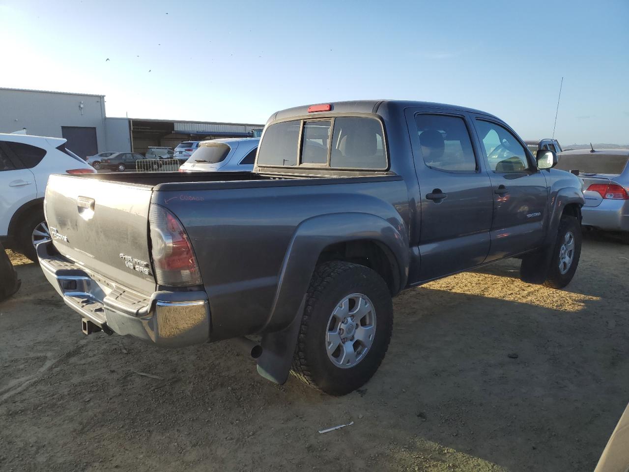 2013 Toyota Tacoma - Image 3