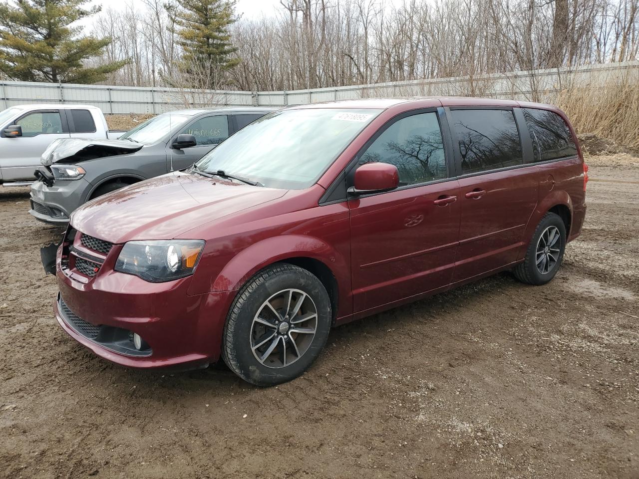 2017 Dodge Caravan - Image 1